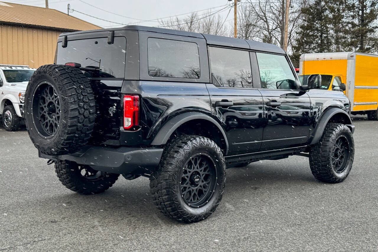 2023 Ford Bronco Base Big Bend Black Diamond Outer Banks photo 3