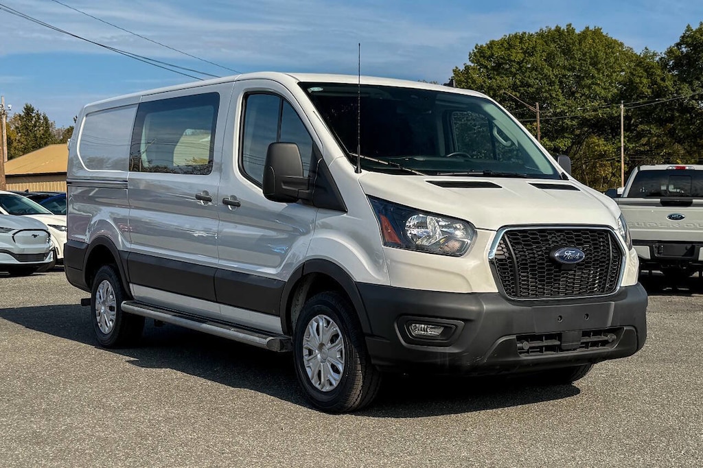 Used 2024 Ford Transit-250 Cargo 250 3dr SWB Low Roof Cargo Van Van Low Roof Van