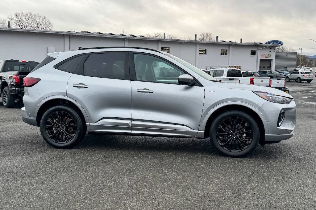 Used 2023 Ford Escape ST-Line Elite SUV