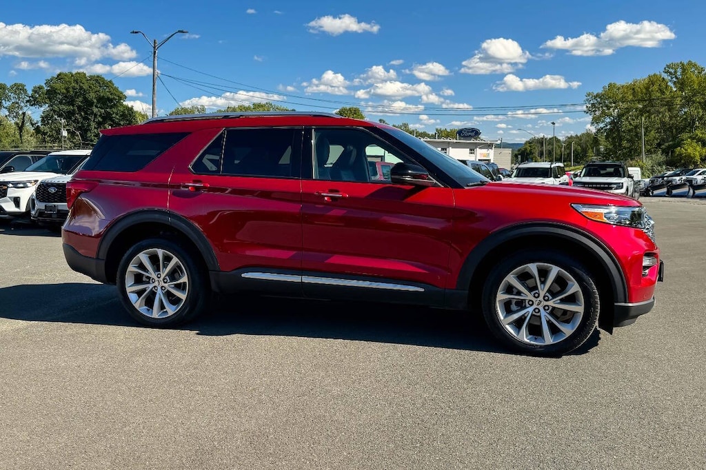 Used 2023 Ford Explorer Platinum AWD 4dr SUV SUV