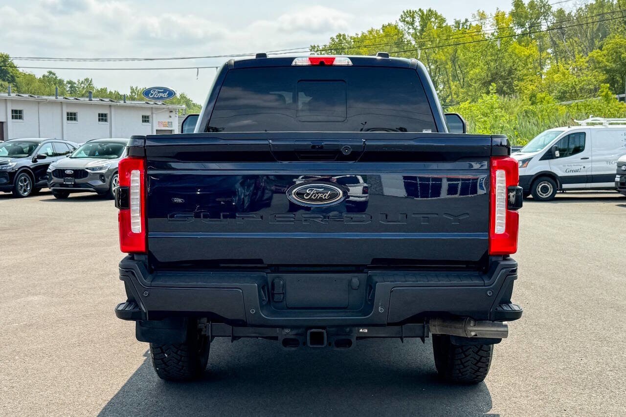 2024 Ford F-250 Lariat photo 4