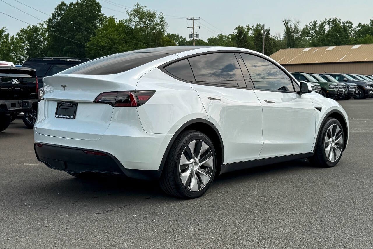 2023 Tesla Model Y Long Range photo 3
