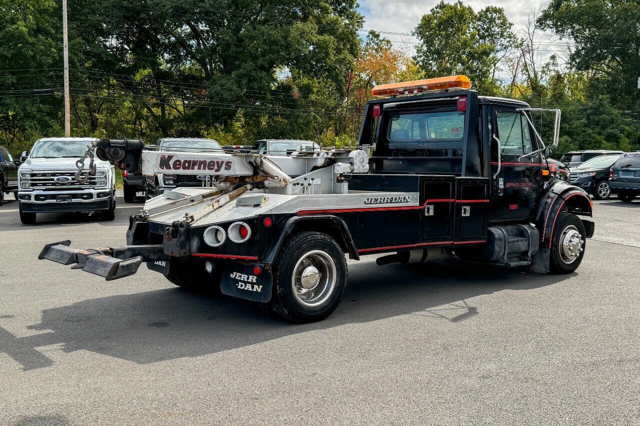 1998 International 4700 photo 3