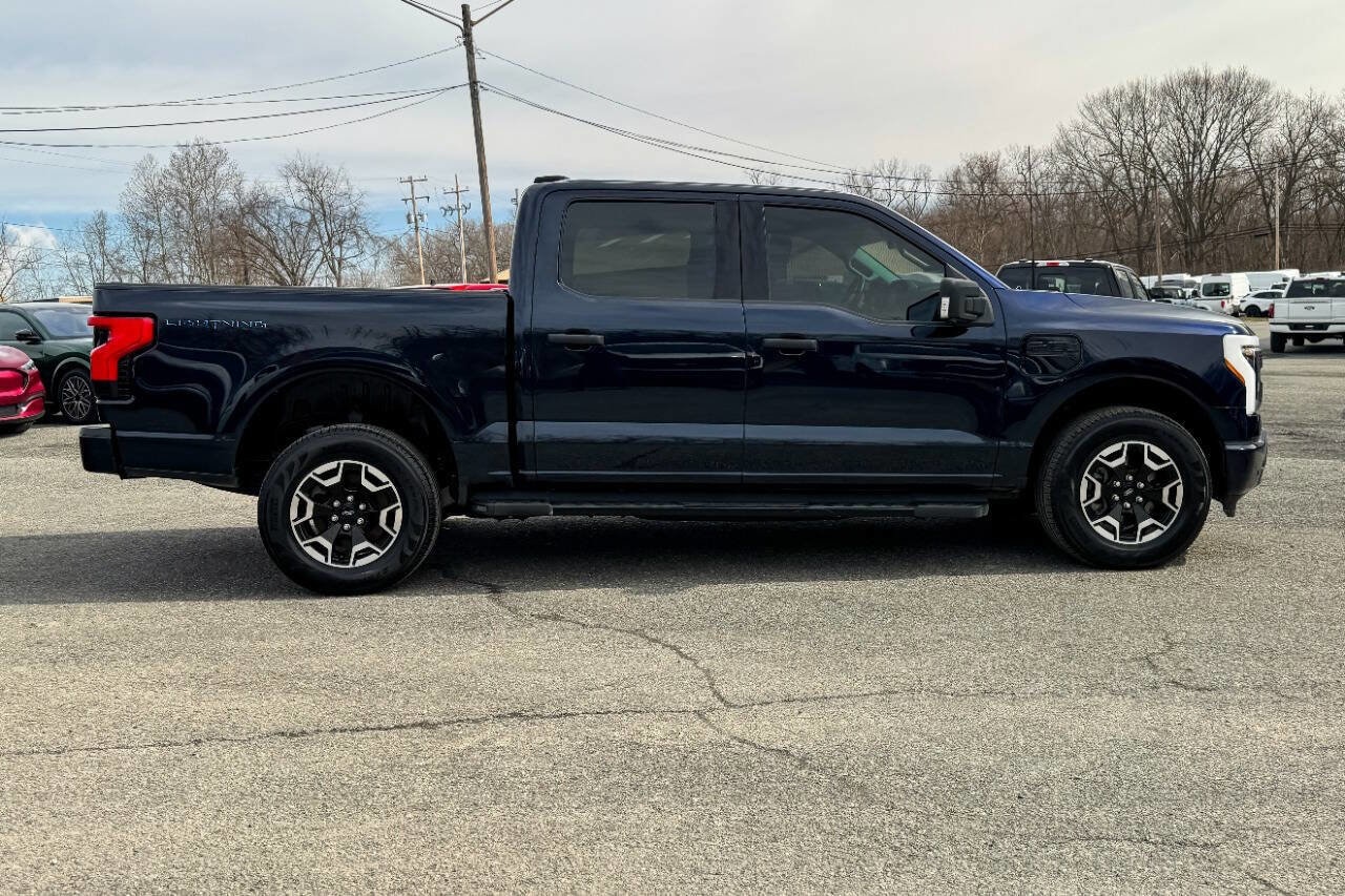 Used 2022 Ford F-150 Lightning XLT with VIN 1FTVW1EL3NWG08063 for sale in Mechanicville, NY