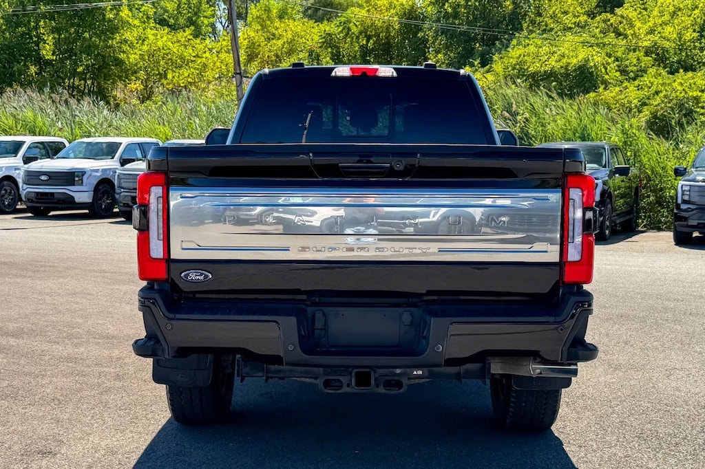 Used 2024 Ford F-250 Platinum 4x4 4dr Crew Cab 8 ft. LB Pickup Truck Crew Cab