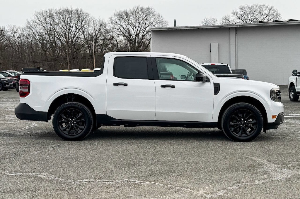 Used 2023 Ford Maverick XLT AWD 4dr SuperCrew 4.5 ft. SB Truck SuperCrew