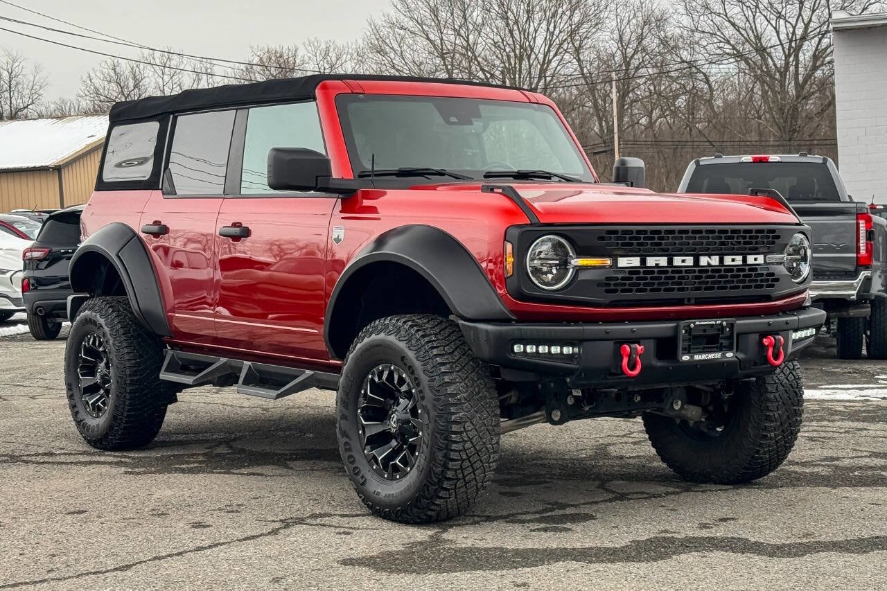 2022 Ford Bronco 4-Door Big Bend's photo