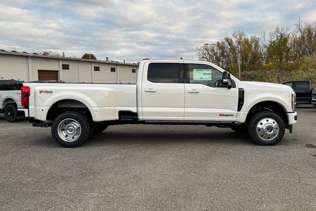 New 2026 Ford F-450SD Platinum Truck