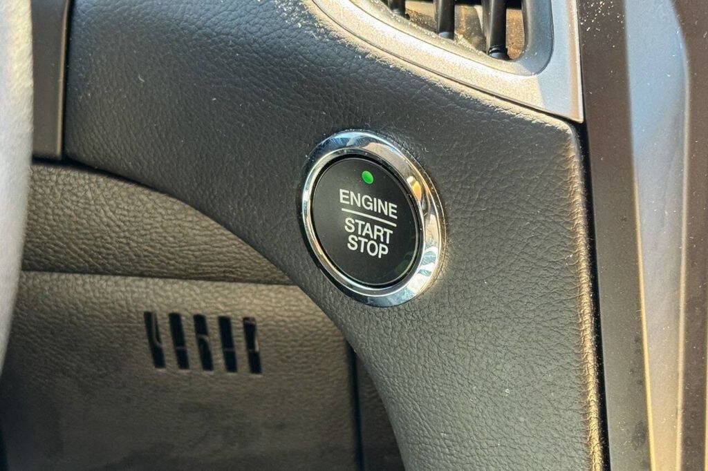 2022 Ford Edge SEL - Photo 20