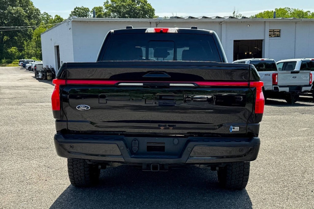 Certified 2023 Ford F-150 Lightning Lariat AWD 4dr SuperCrew 5.5 ft. SB Truck SuperCrew Cab