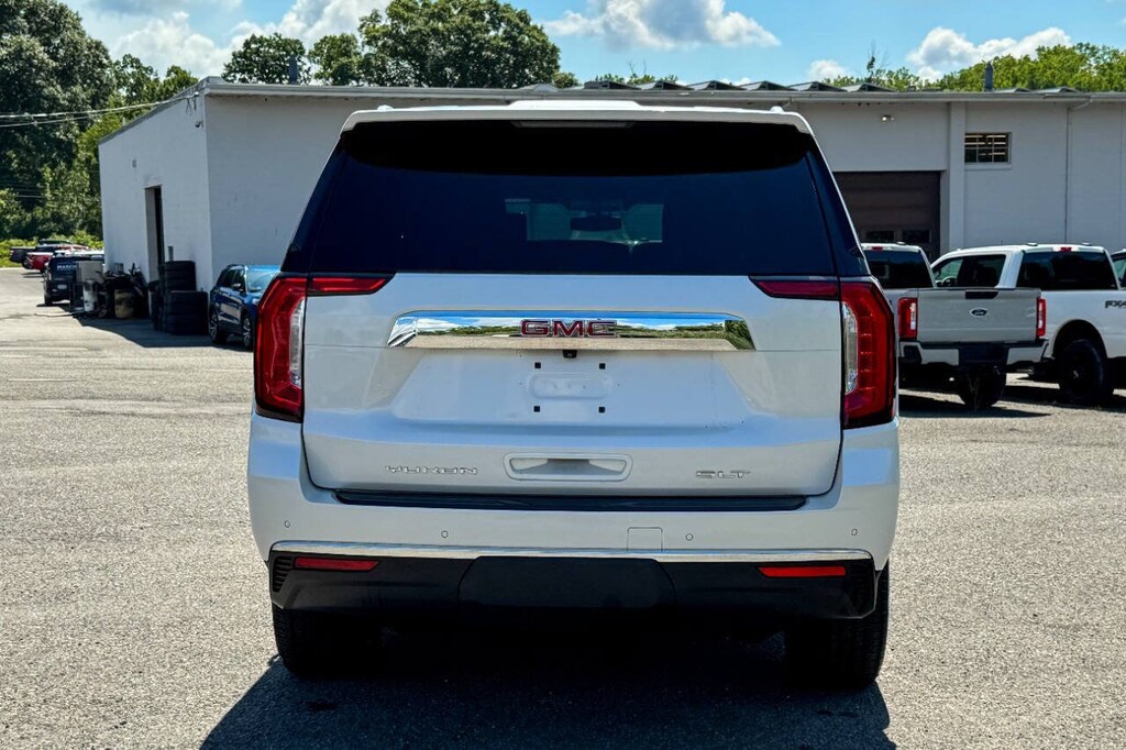 Used 2022 GMC Yukon XL SLT SUV