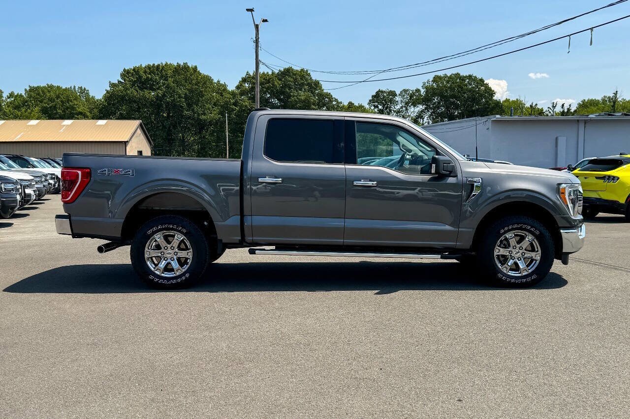 2022 Ford F-150 XLT photo 2