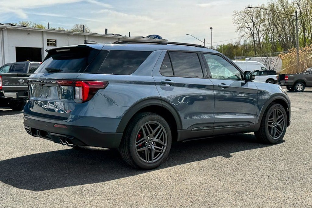 New 2026 Ford Explorer ST SUV
