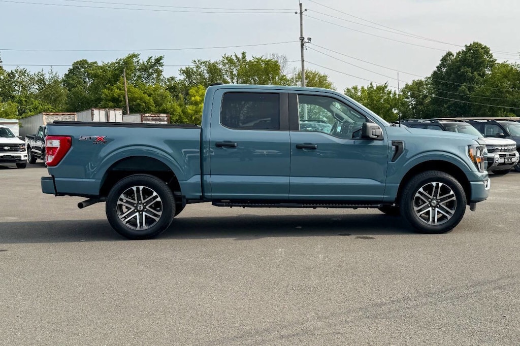 Used 2023 Ford F-150 XL 4x4 4dr SuperCrew 5.5 ft. SB Truck SuperCrew Cab