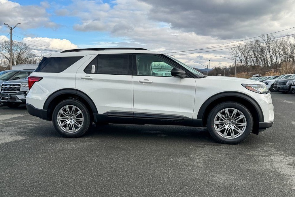 New 2026 Ford Explorer Active SUV