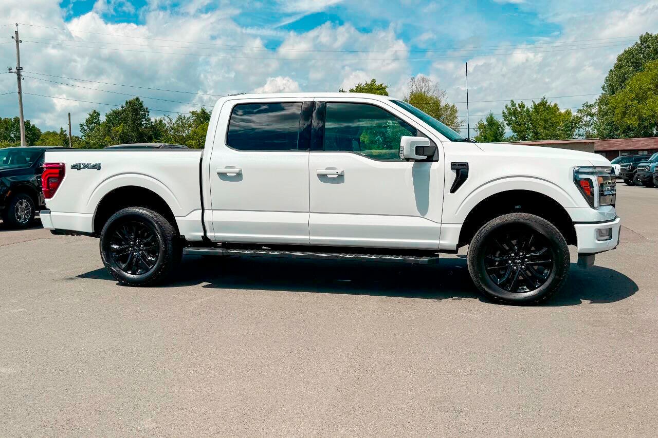 2024 Ford F-150 Lariat photo 2