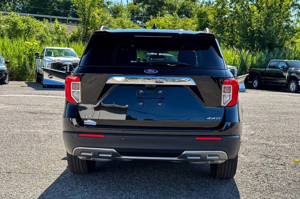 Used 2023 Ford Explorer XLT AWD 4dr SUV SUV