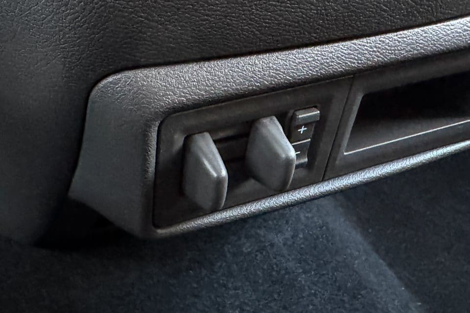 2025 Ford Transit Passenger Van XL - Photo 31