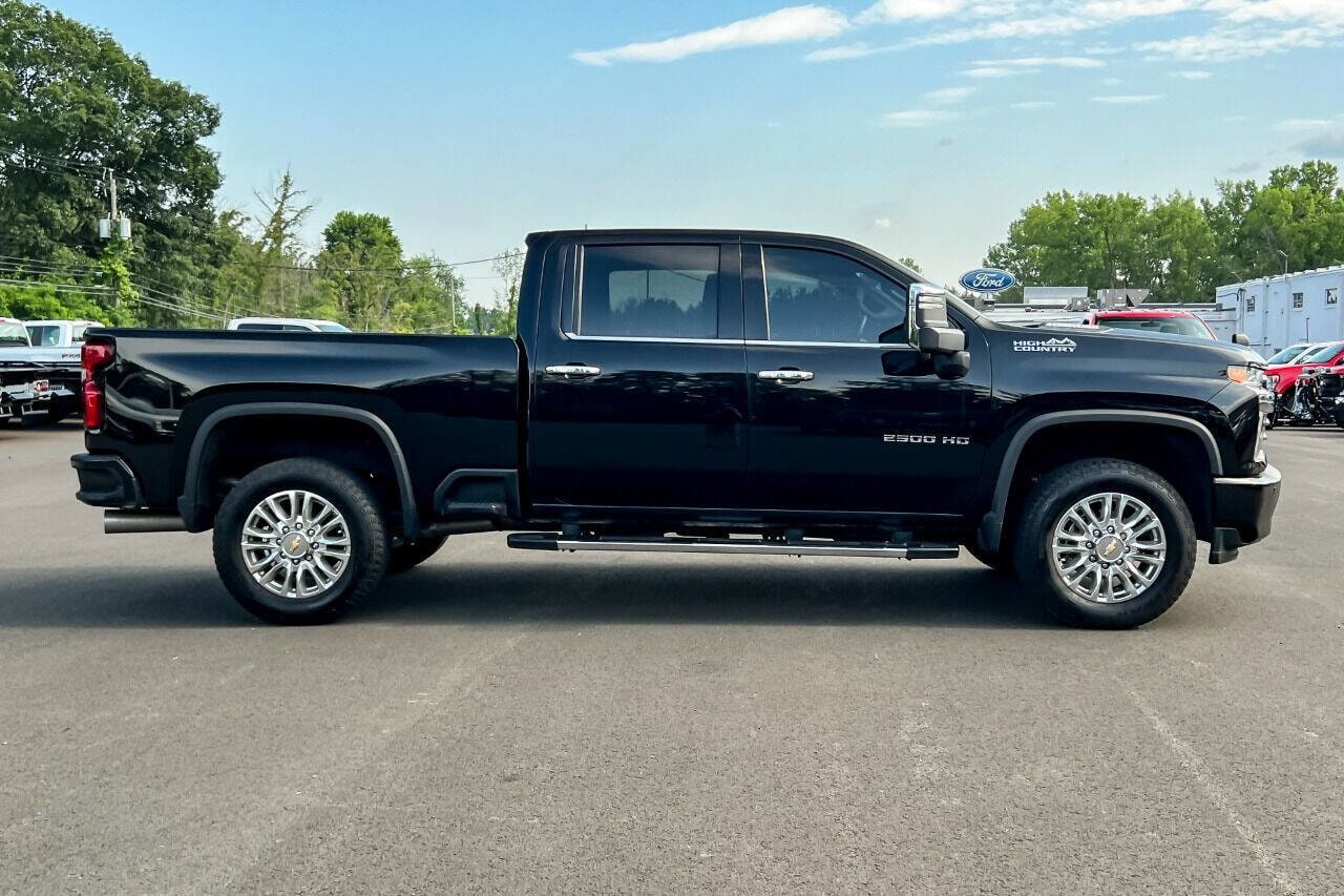 Used 2022 Chevrolet Silverado 2500HD High Country with VIN 1GC4YREY9NF256686 for sale in Mechanicville, NY