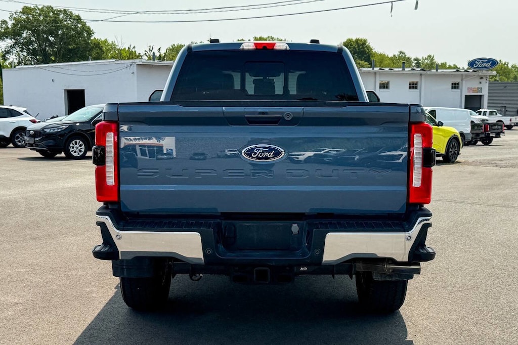 Used 2023 Ford F-250 Lariat 4x4 4dr Crew Cab 6.8 ft. SB Pickup Truck Crew Cab