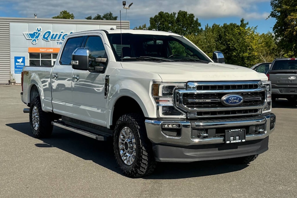 Used 2022 Ford F-350 Super Duty Lariat 4x4 4dr Crew Cab 6.8 ft. SB SRW Pickup Pickup Truck