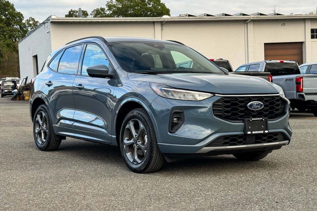 2023 Ford Escape ST-Line Select