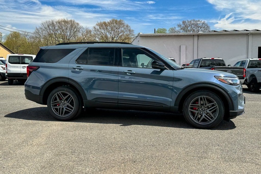 New 2026 Ford Explorer ST SUV