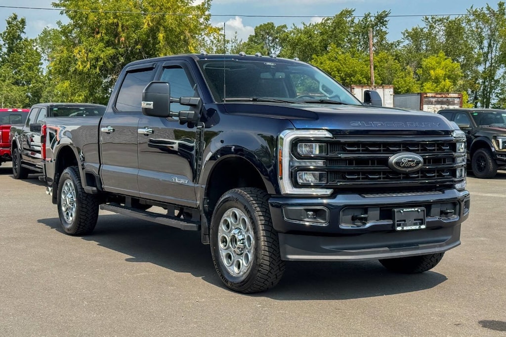 Used 2024 Ford F-250 Lariat 4x4 4dr Crew Cab 6.8 ft. SB Pickup Truck Crew Cab