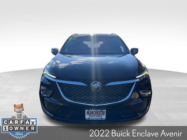 2022 Buick Enclave Avenir photo 2