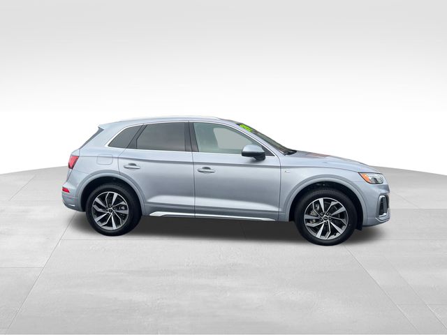 2024 Audi Q5 45 S line Premium Plus photo 3