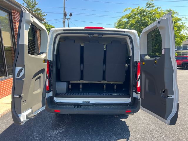 2022 Ford Transit Passenger Van XLT - Photo 18