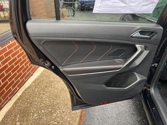 2024 Volkswagen Tiguan Wolfsburg Edition - Photo 22