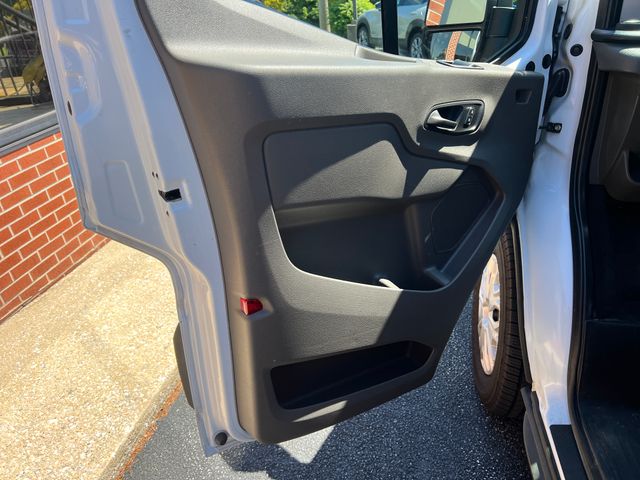 2022 Ford Transit Passenger Van XLT - Photo 8