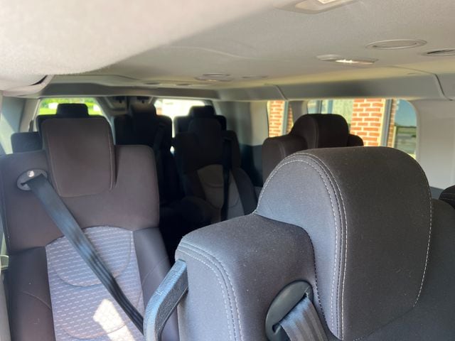 2022 Ford Transit Passenger Van XLT - Photo 22