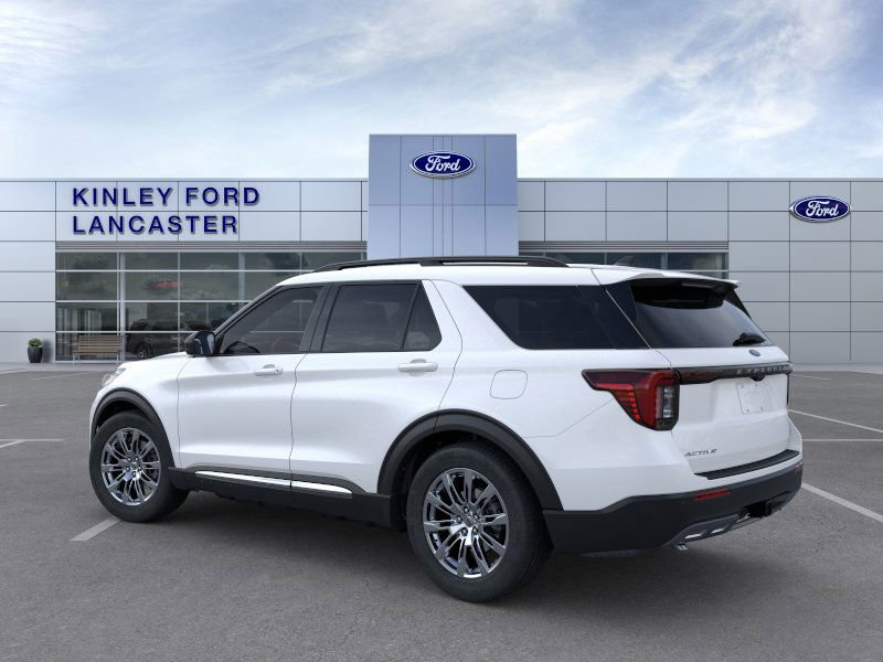 2025 Ford Explorer photo 4