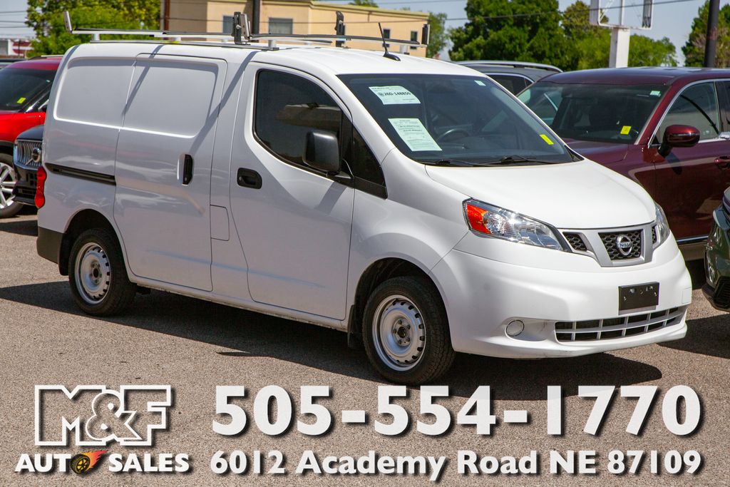 2020 Nissan NV200 S's photo
