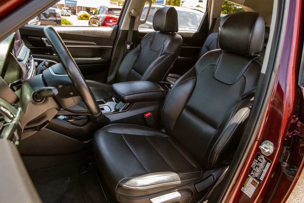 2022 Kia Telluride LX - Photo 14