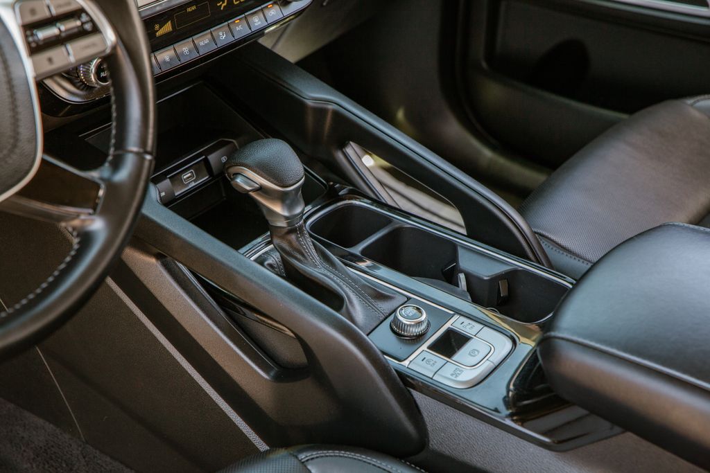 2022 Kia Telluride LX - Photo 15