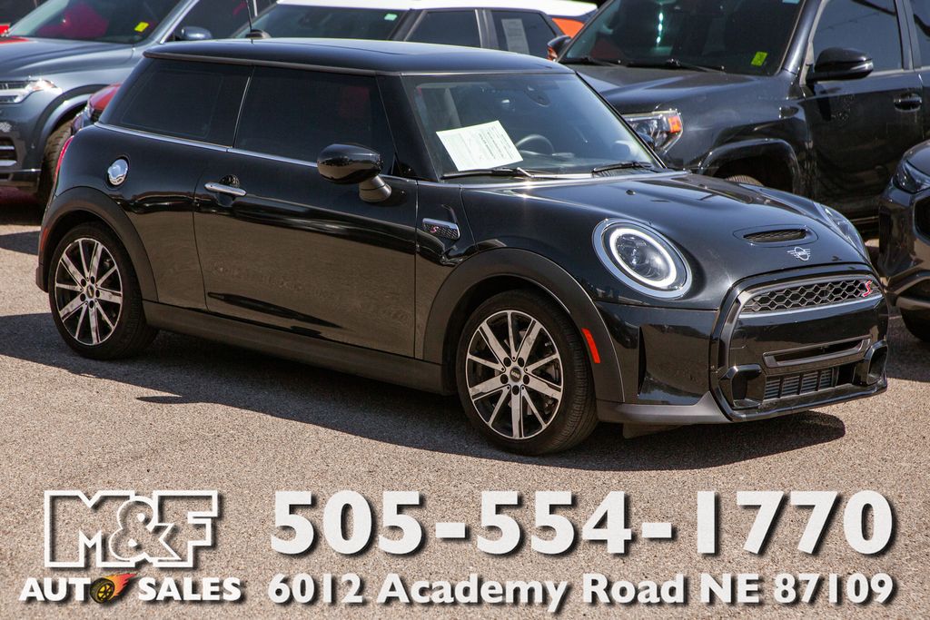 2024 MINI Hardtop Cooper S's photo
