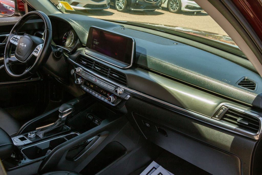 2022 Kia Telluride LX - Photo 11
