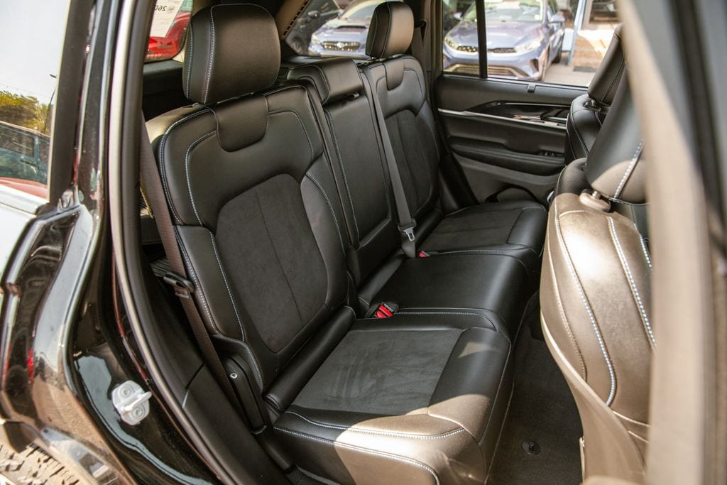 2023 Jeep Grand Cherokee Trailhawk 4xe - Photo 12