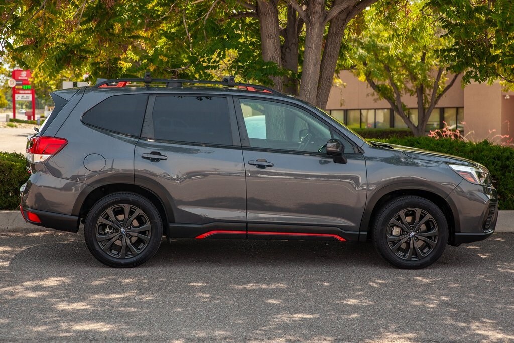 2021 Subaru Forester Sport photo 3