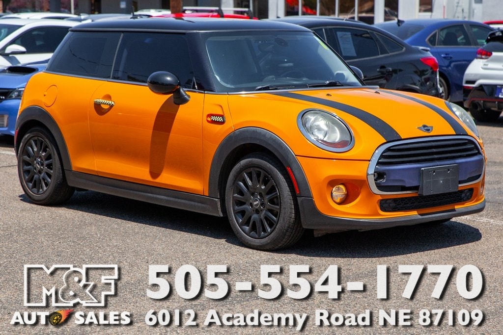 2017 MINI Cooper Base's photo