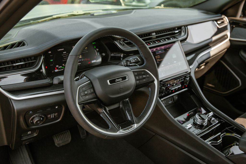 2023 Jeep Grand Cherokee Trailhawk 4xe - Photo 10