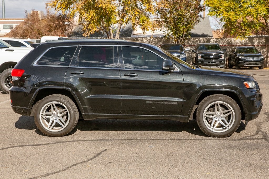 2014 Jeep Grand Cherokee Overland photo 2