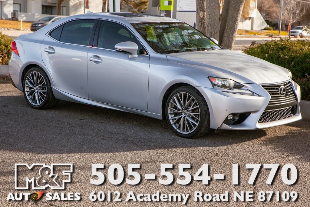 2015 Lexus IS 250's photo