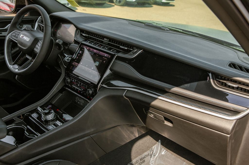 2023 Jeep Grand Cherokee Trailhawk 4xe - Photo 11