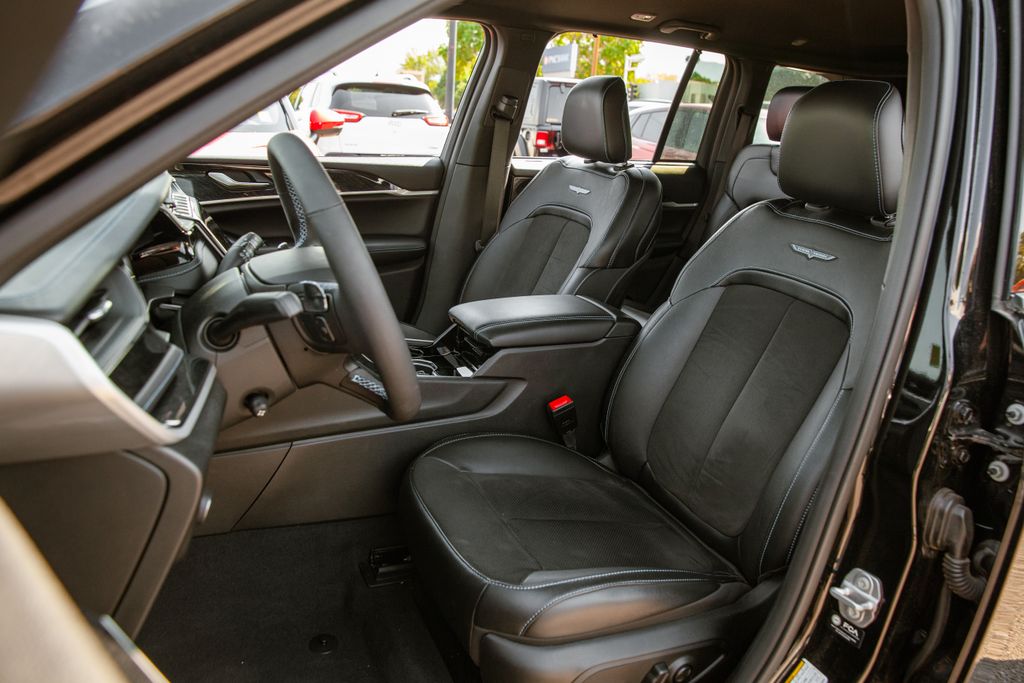 2023 Jeep Grand Cherokee Trailhawk 4xe - Photo 13