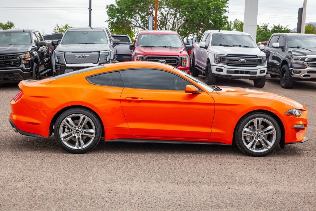 2021 Ford Mustang photo 3