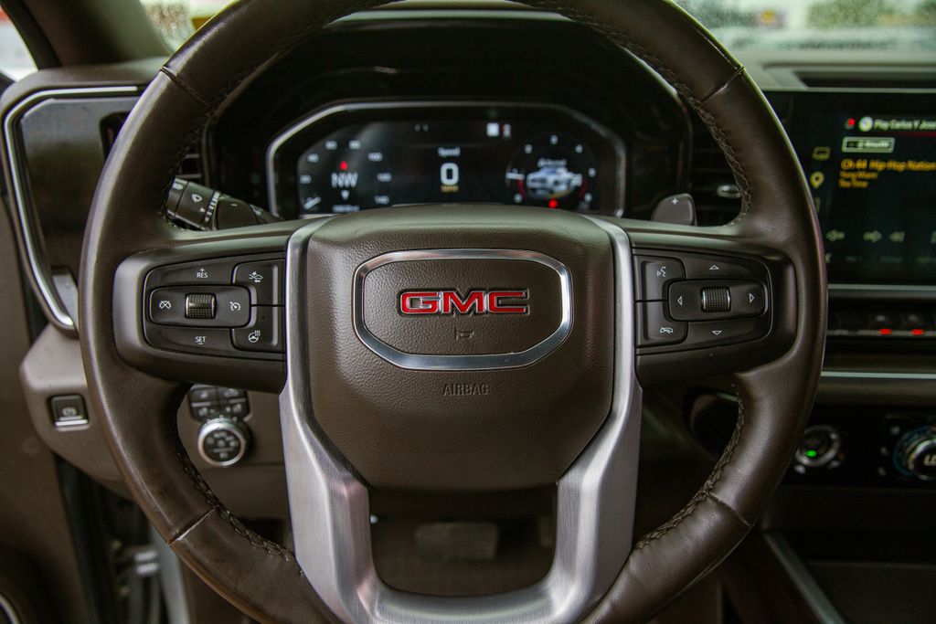 2023 GMC Sierra 1500 SLT - Photo 15
